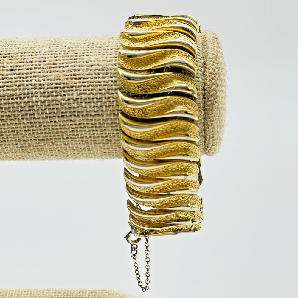 Vintage Signed CORO PEGASUS Gold Tone Link Bracelet Mid Century Costume Jewelry